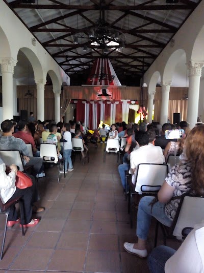 Photos of biblioteca de itagui
