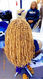 Photo n°15 de Dija et Latyfah Coiffure à Annemasse (Salon de coiffure)