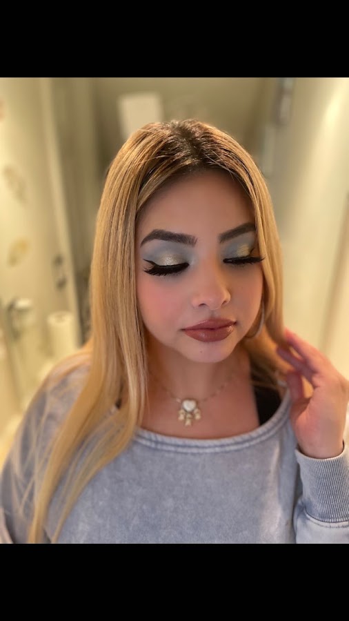 22 Photos