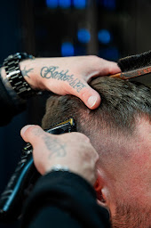 Photo n°18 de Unicut talence à Talence (Salon de coiffure)