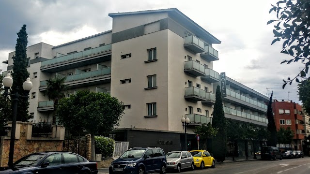Hotel Astari