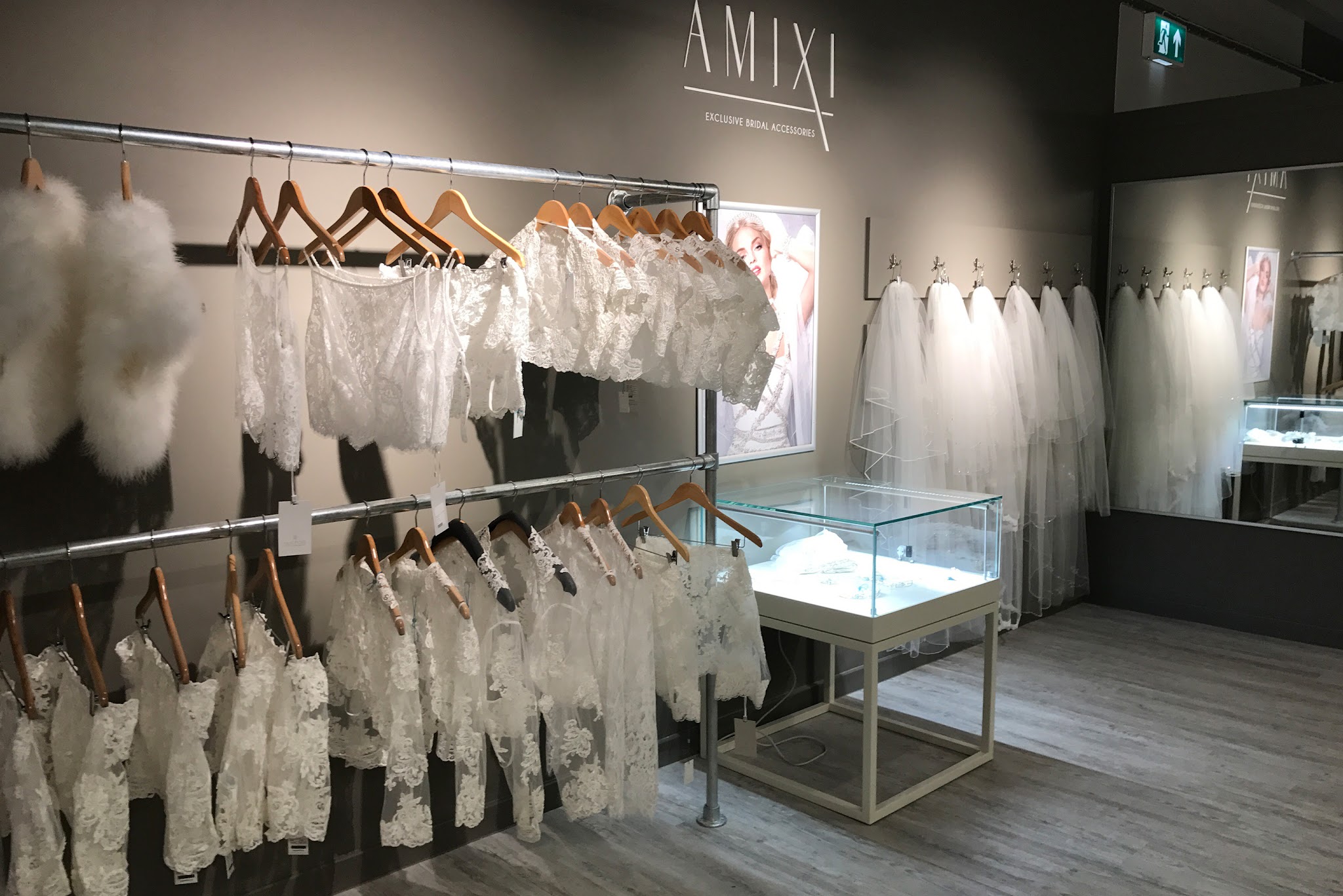 wed2b Cardiff - Bridal Fashion - photo 1