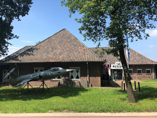 Museum Vliegbasis Deelen - Thumbnail
