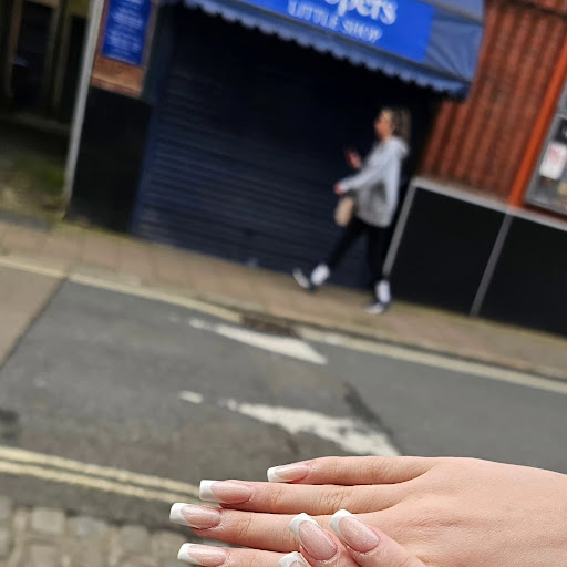 Devon nails salon - Visual