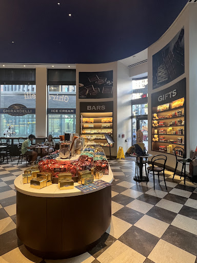 Ghirardelli Ice Cream & Chocolate Shop - Thumbnail