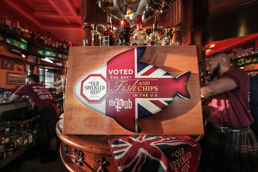 The Pub - Naples Logo