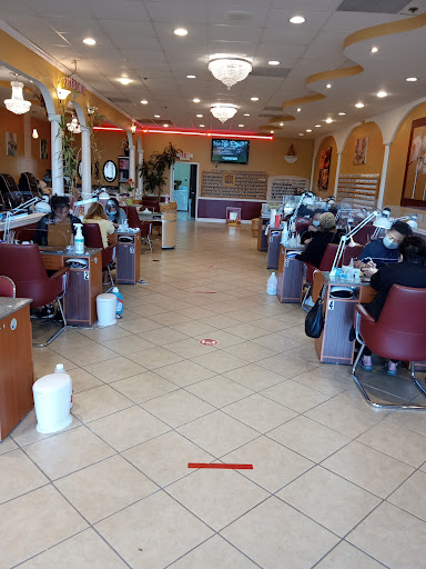 Howell Plaza Shopping Center Gallery - United States