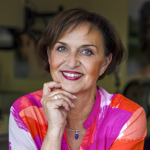 Iris Bleyer - Salon Kunst am Haar - Damen- und Herrenfriseur Bremen