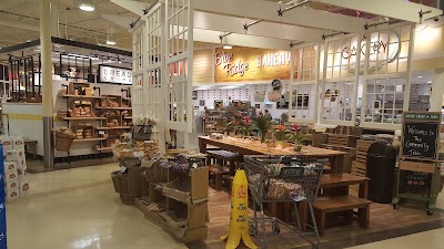 Photos of Lowes Foods of Lexington on Augusta Highway
