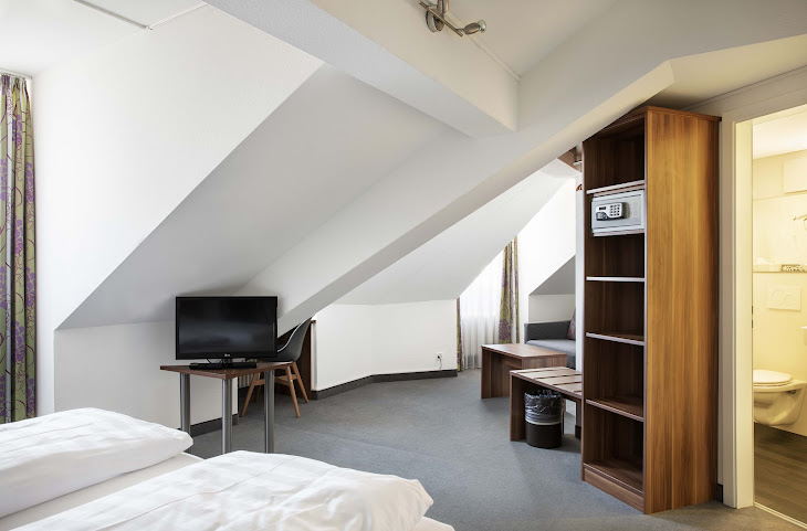 Hotel Resslirytti by null