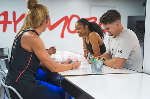 Wonderfly Athletics - Arbutus - Thumbnail