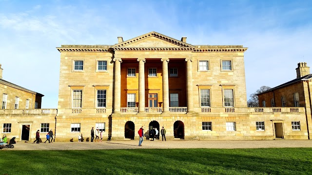 National Trust - Basildon Park