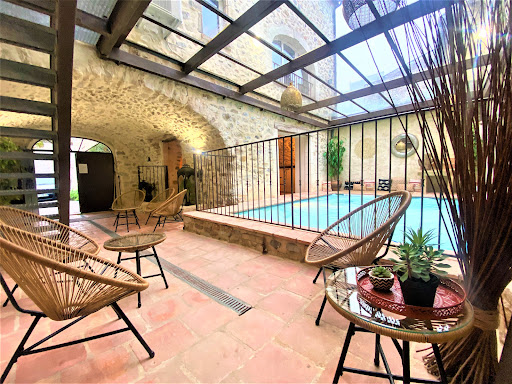 Photo de Les Gîtes du Val d’Or - Gîte Ardèche avec piscine à Désaignes (07570)