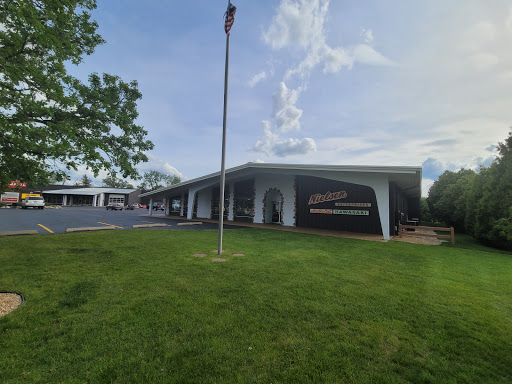 Nielsen Enterprises Marine Center Service Department - Thumbnail