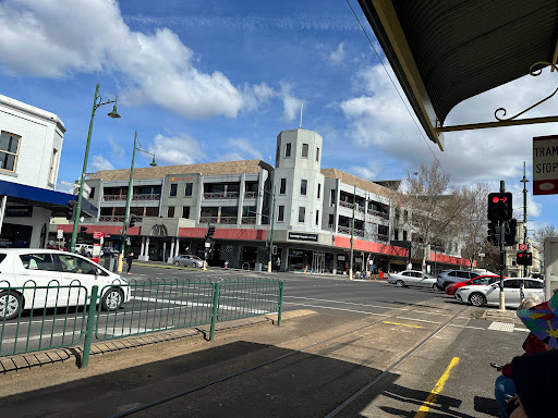 Collins Booksellers Bendigo