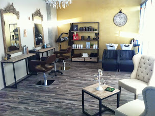 Photo n°11 de L'Odyssée Coiffeur Coloriste à Saint-Gilles-Croix-de-Vie (Salon de coiffure)