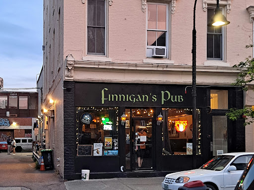Finnigan's Pub - Visual