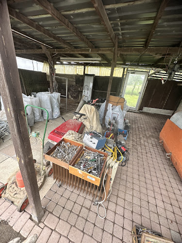 „JASARI“ Schrottabholung & Demontage Entrümpelung & Haushaltsauflösung photo