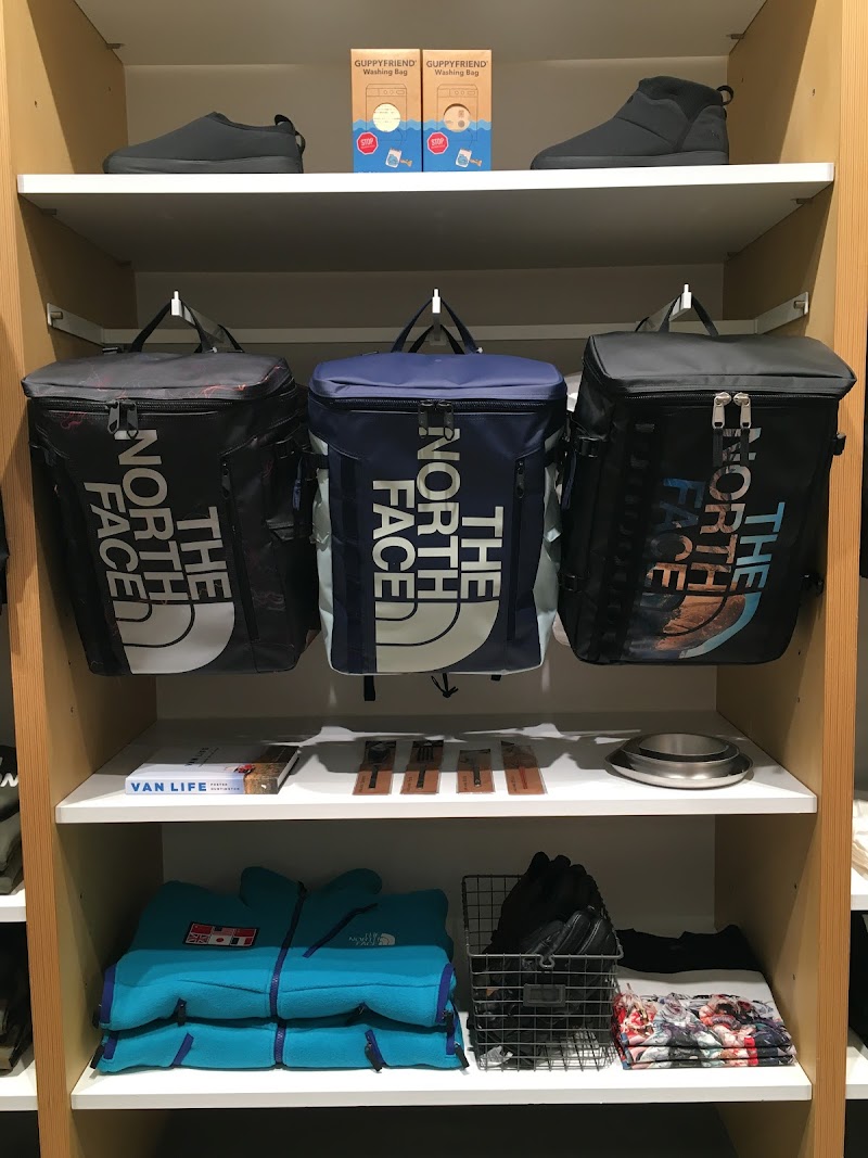 THE NORTH FACE+ (ザ・ノース・フェイス プラス) 松山