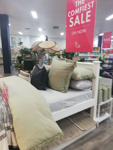 Pillow Talk Springvale - Thumbnail