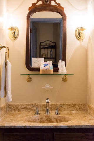 Thomas Bond House by null