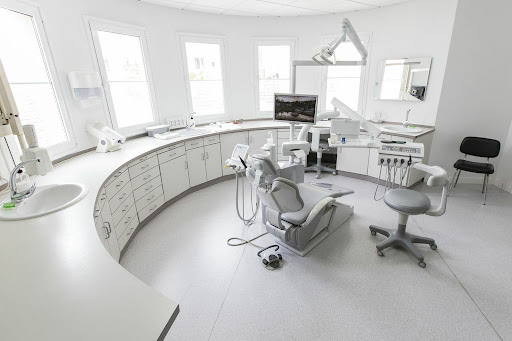 Clínica Dental Tomas Molina