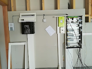 Photo n°1 de JS Services à Sceaux-du-Gâtinais (Électricien)