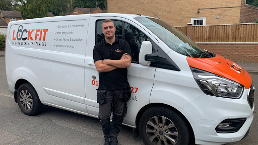 LockFit Bracknell & Wokingham Locksmiths Logo