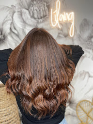 Photo n°23 de Lilang - Salon de Coiffure Nice. Styliste Coloriste Expert en lissages. à Nice (Salon de coiffure)