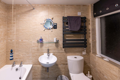 Looe Self Catering - Visual