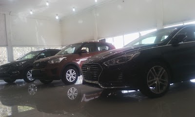 Photos of HYUNDAI MALI