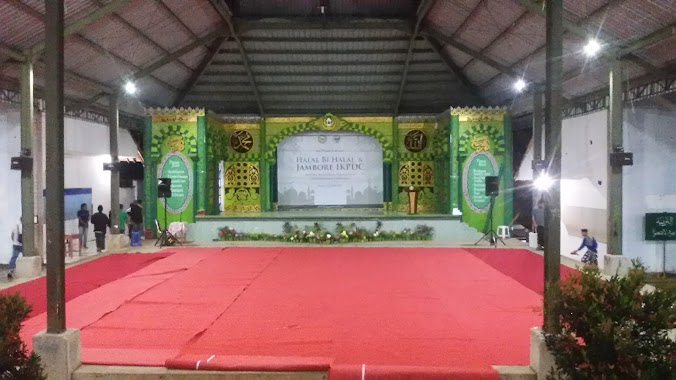 Pesantren Darunnajah 2 Cipining, Author: Yahya Haqi