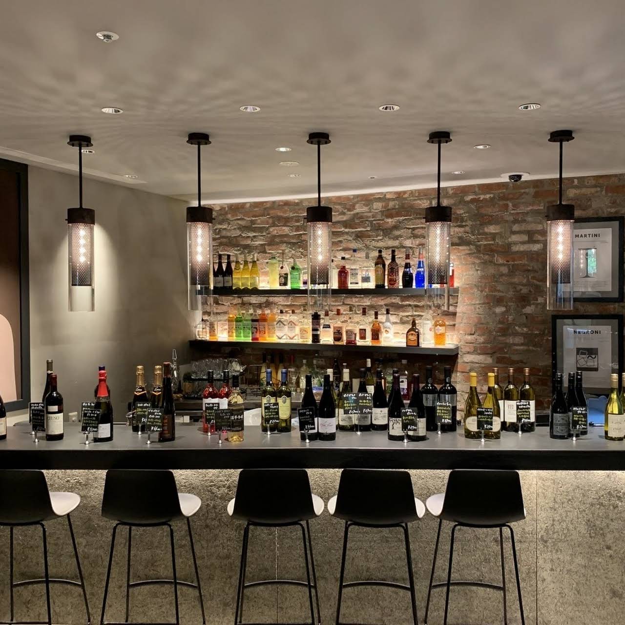 Restaurant &Grill Nine Doors ナインドアーズ レストラン