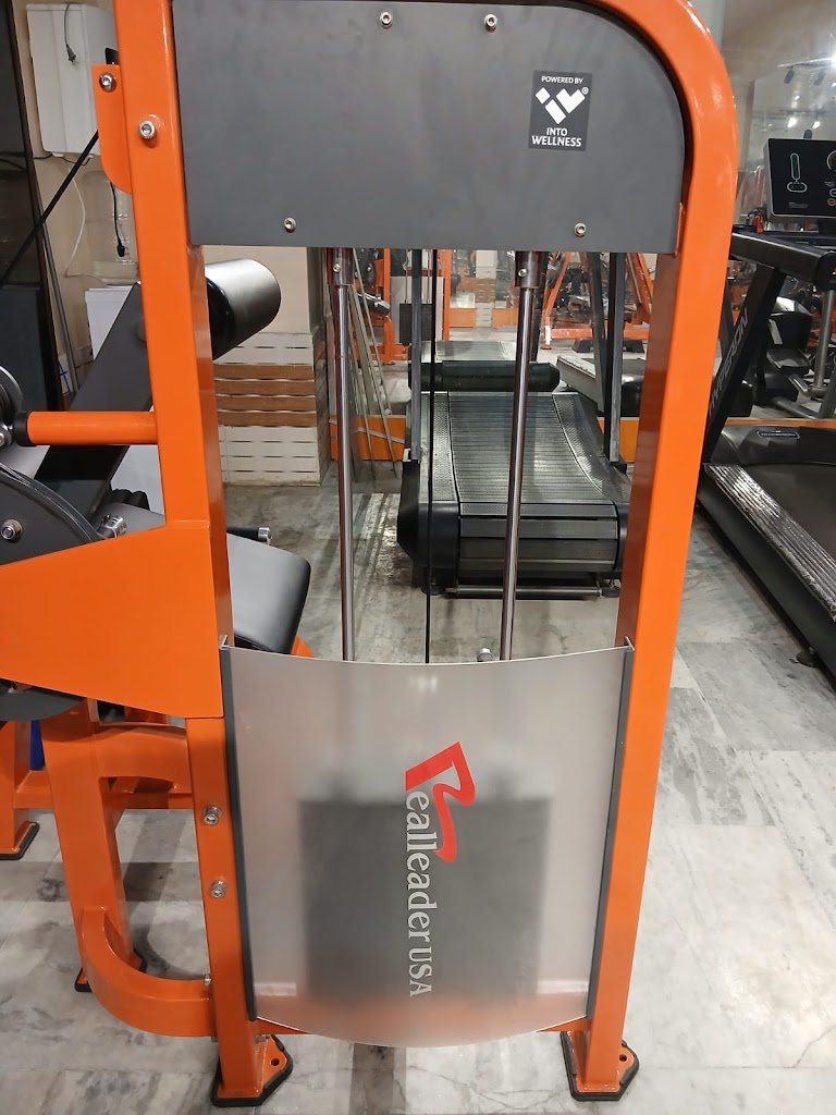 Premium Gym Spa Realleader Usa Gym Machines Strength Training Cardio Zumba Certified Trainer In Sirhind Punjab