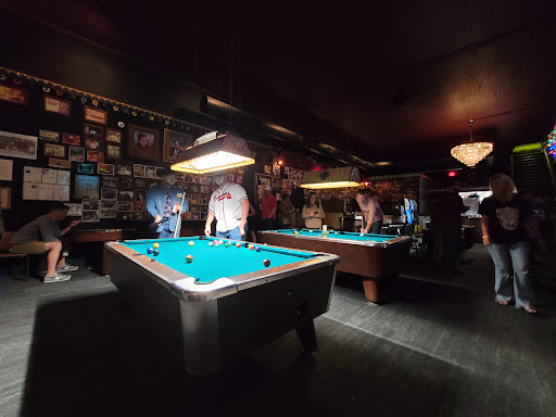 Grant's Lounge - Thumbnail