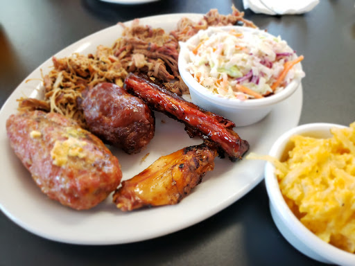 Smokin' Dave's Backyard BBQ & Grill - Thumbnail