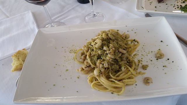 Ristorante La Piazzetta Cucina Locale Specialità Pesce e Carne