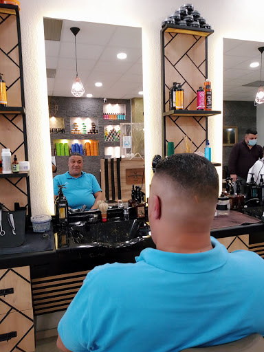 Akin Friseur - Thumbnail