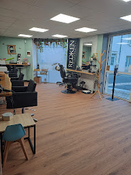 Photo n°2 de Le salon de melisa à Corme-Royal (Salon de coiffure)