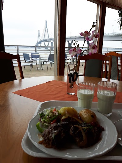 Photos of Berny&acute;s Caf&eacute; & Restaurant