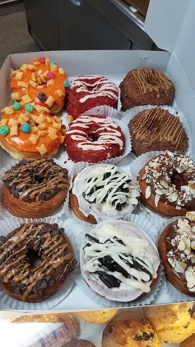 Bakers Donuts