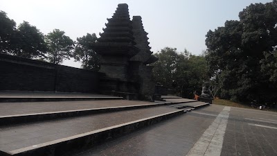 Photos of Hotel Taman Candra Wilwatikta