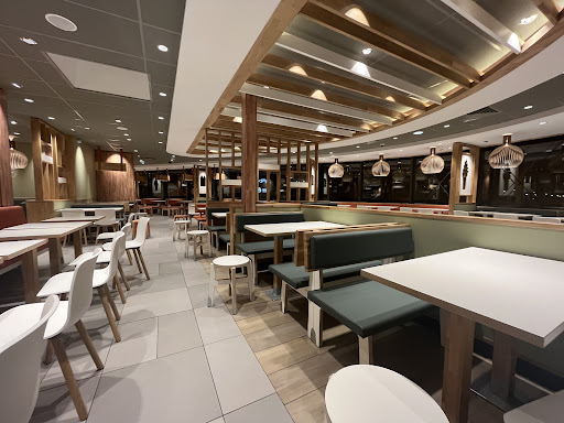 Photo 5 - Burger King