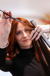 Photo n°6 de Aux Nuances Poudrées à Gigean (Salon de coiffure)