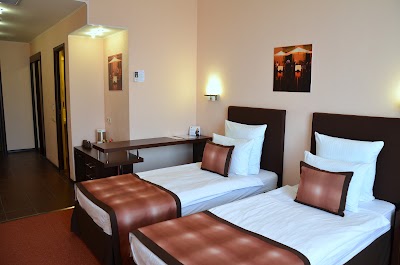 Photos of Insayd-Biznes