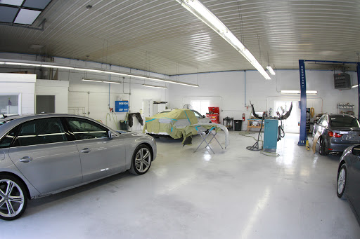 CARSTAR Manheim Imports Collision - Thumbnail