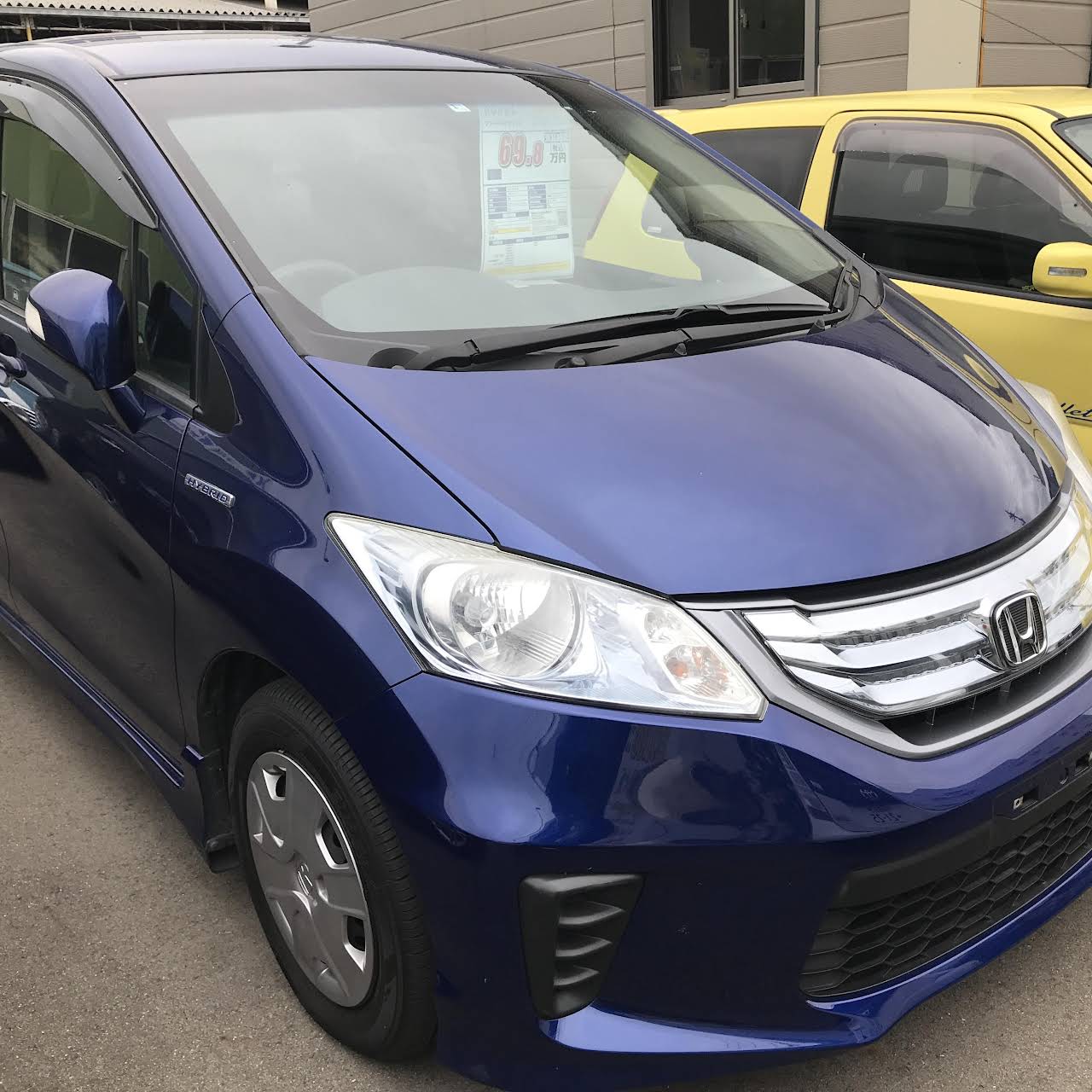 カーショップアイルー 小牧店 小牧市の企業のオフィス 中古車販売店