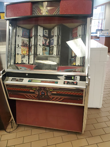 Port Ewen Laundromat - Thumbnail