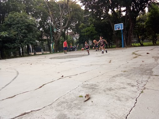 Lapangan Basket Tanah Mas, Author: Josephine Cinles