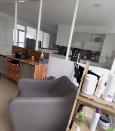 Photo n°16 de L’atelier d’Aurelia à Lagny-sur-Marne (Salon de coiffure)